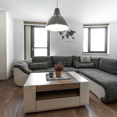 Old Town Luxury Apartment In Heart Of براتسيلافا المظهر الخارجي الصورة