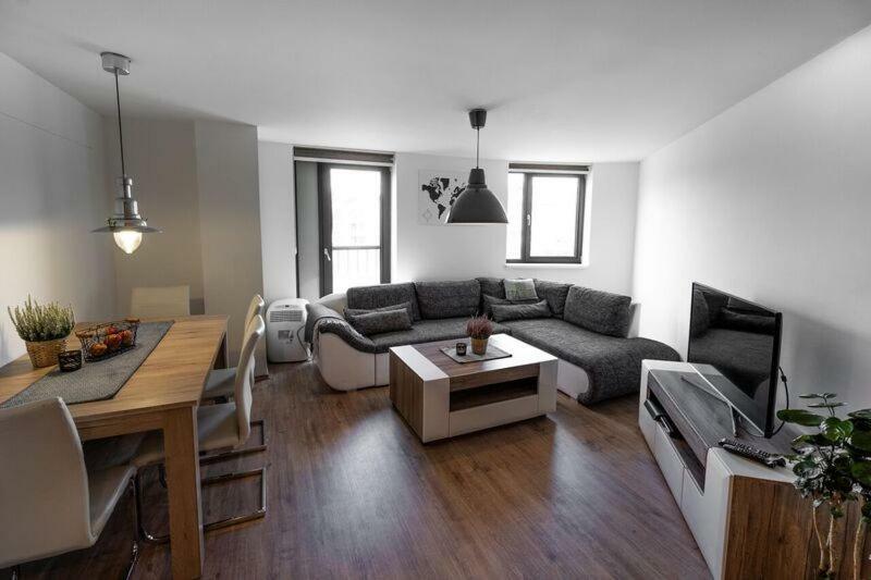 Old Town Luxury Apartment In Heart Of براتسيلافا المظهر الخارجي الصورة